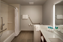  - Holiday Inn Express & Suites Thornhill