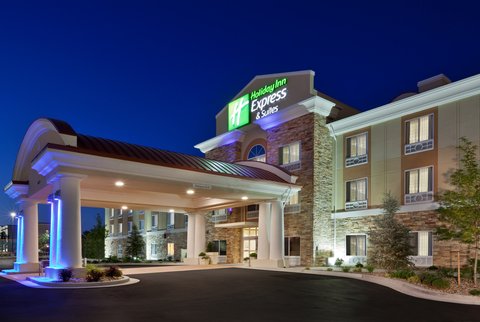 A beautiful night in Idaho, the hotel glows!