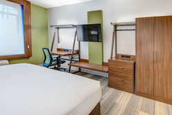 - Holiday Inn Express & Suites Avenel
