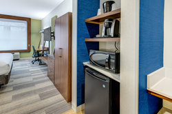  - Holiday Inn Express & Suites Avenel