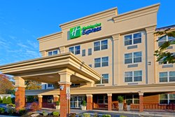  - Holiday Inn Express & Suites Avenel