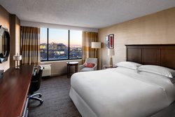  - Sheraton Hotel University City Philadelphia - I-76, Exit 345