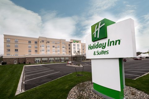 Enjoy free parking at the Holiday Inn & Suites Mt Pleasant
