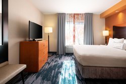  - Fairfield Inn & Suites by Marriott Redding