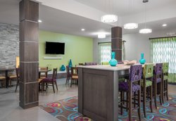  - Holiday Inn Express & Suites Ames - I-35, Exit 113
