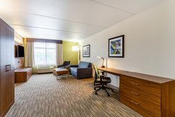  - Holiday Inn Express & Suites Cedar Falls