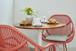  - Queen Kapiolani Hotel Honolulu