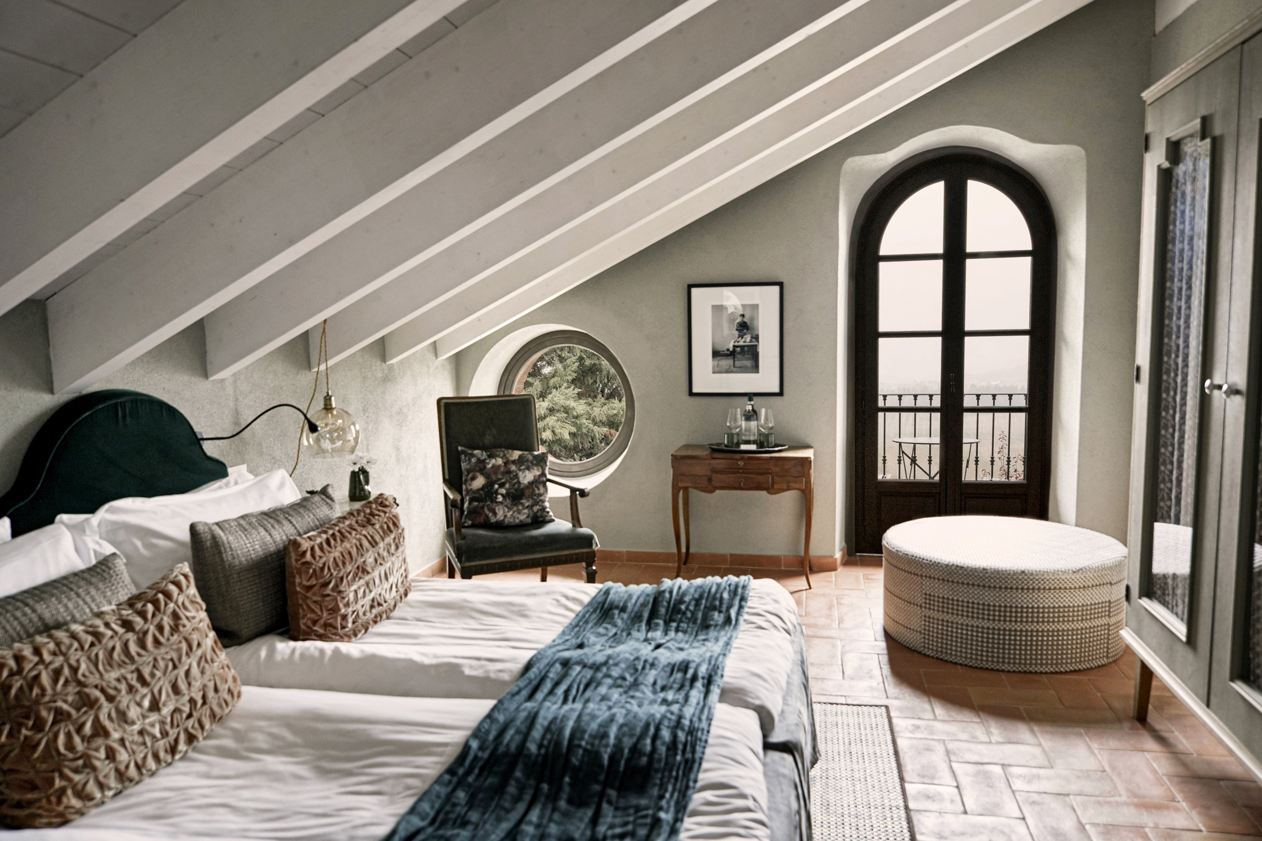 VILLA LA MADONNA-guestroom-Superior Roomx.jpg