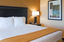  - Holiday Inn Express & Suites Ennis - I-45, Exit 251