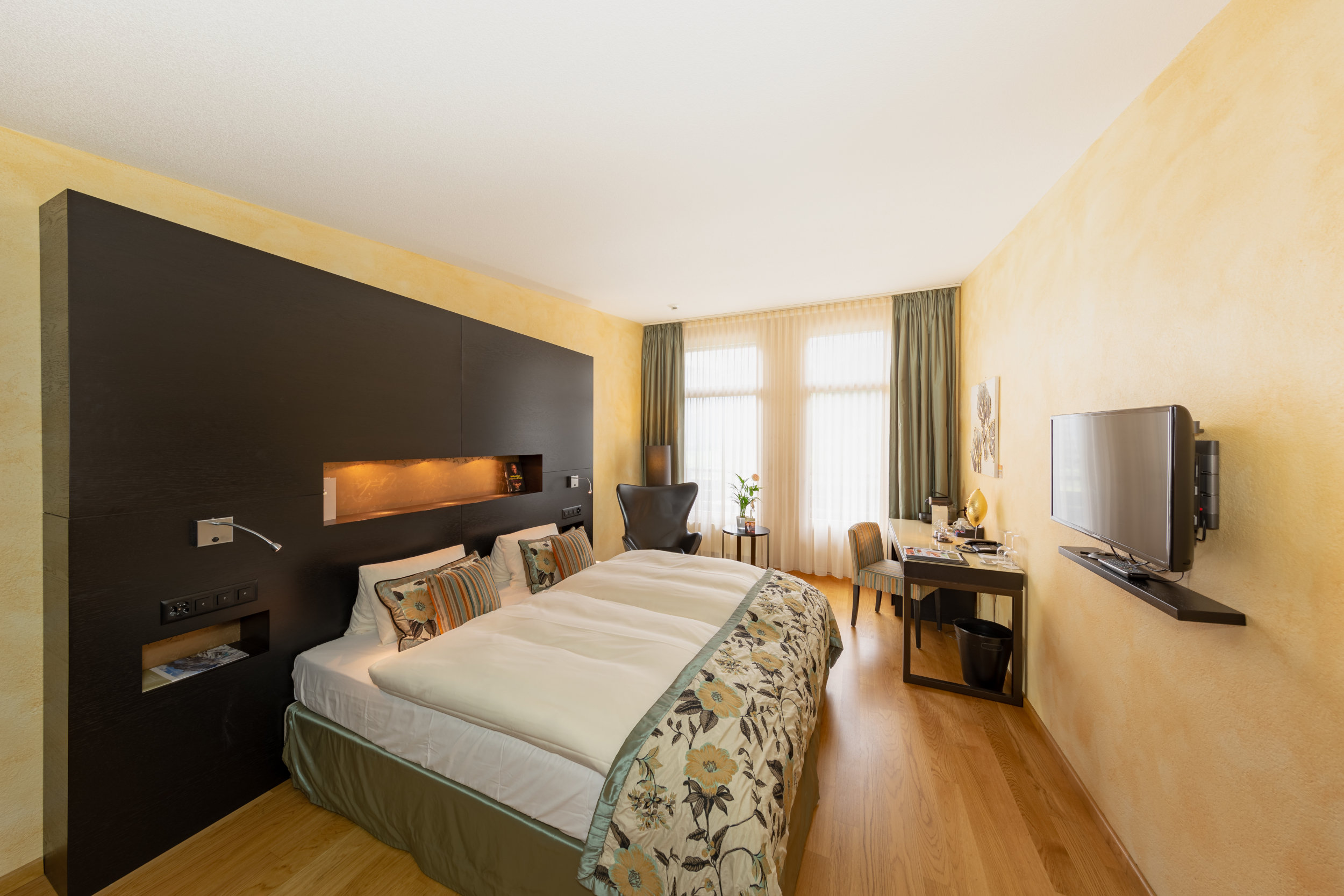Lenkerhof Gourmet Spa Resort-guestroom-Cosy Double Room.jpg