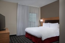  - TownePlace Suites by Marriott Lake Worth - I-820, Exit 9 & 10A
