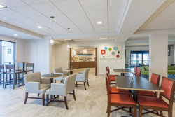  - Holiday Inn Express & Suites West Augusta - I-20, Exit 194