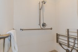  - Holiday Inn Express & Suites Hollywood