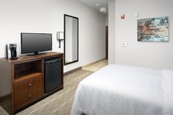  - Holiday Inn Express Woburn - I-95, Exit 54