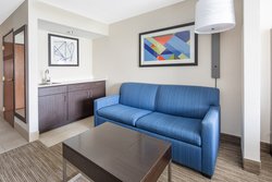  - Holiday Inn Express & Suites Bishop