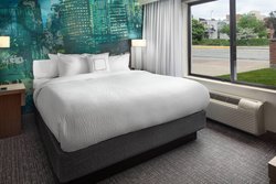  - Courtyard by Marriott Hotel at the Capital Indianapolis