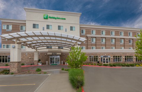 Holiday Inn Hotel & Suites GJ Airport