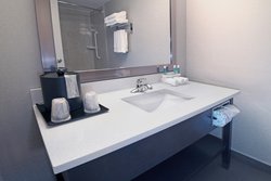  - Holiday Inn Express & Suites Calgary
