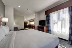  - Holiday Inn Express & Suites North Oklahoma City - I-35 & I-44, Exit 137