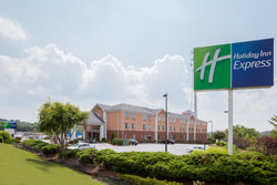  - Holiday Inn Express Hanes Mall Winston-Salem - I-40, Exit 192
