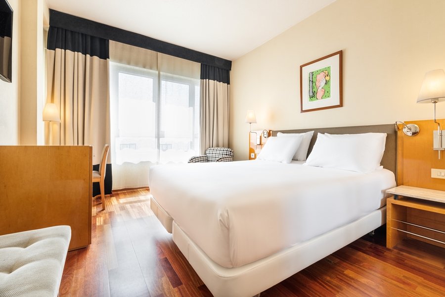 EUROSTARS ATLANTICO-guestroom-475960 Guest Room.jpg