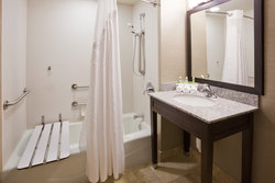  - Holiday Inn Express & Suites Willmar