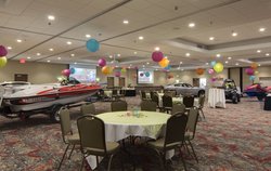  - Holiday Inn Express & Suites Willmar