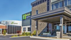  - Holiday Inn Express & Suites Sault Ste Marie