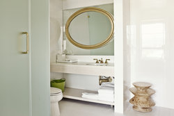  - Line Hotel Los Angeles