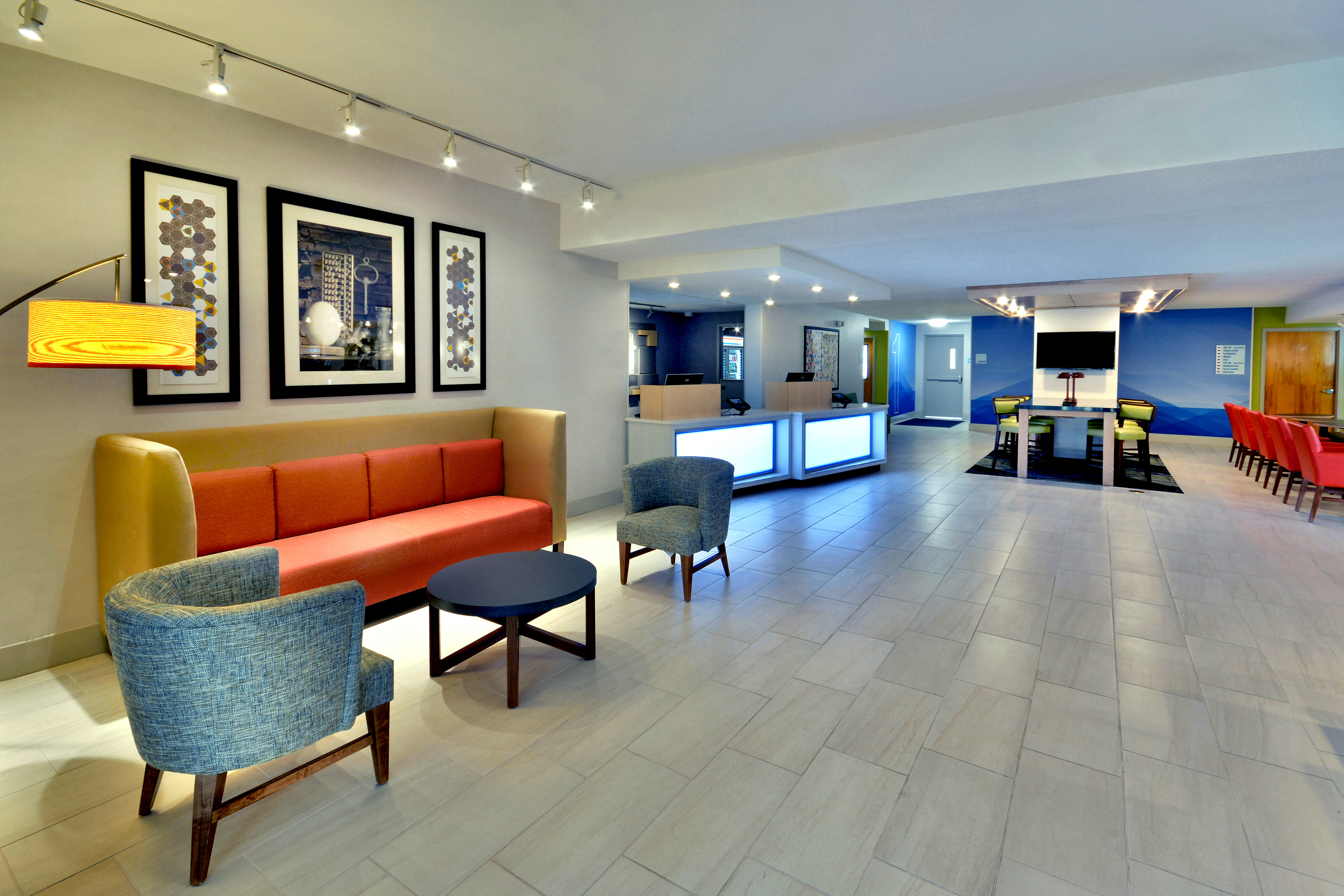 Our bright and spacious lobby welcomes all our guests to Danville.