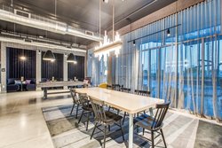  - Aloft Hotel Six Flags Arlington - I-30, Exit 29