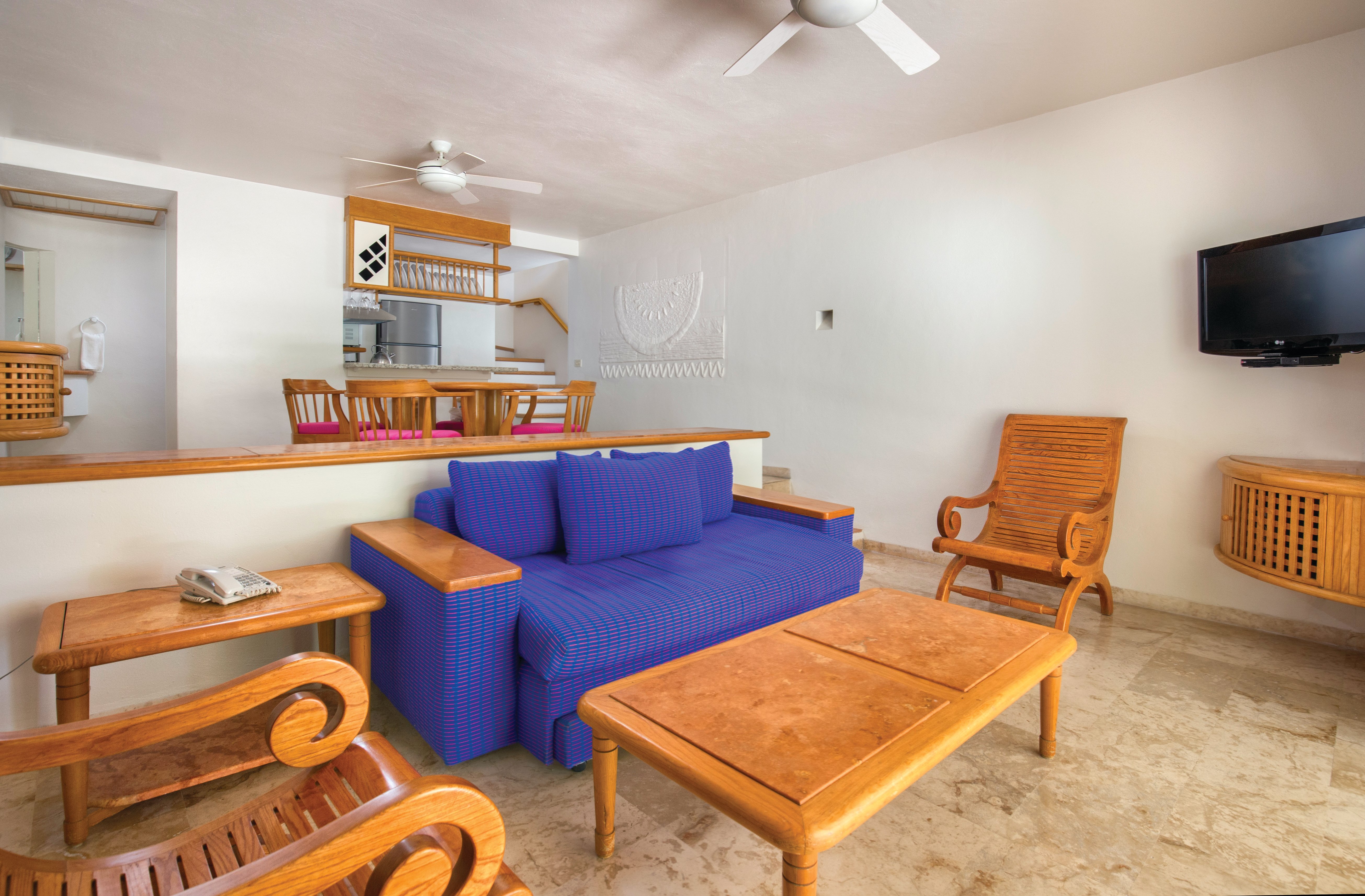 WORLDMARK ISLA MUJERES-guestroom-Living Area - Isla Mujeres.jpg