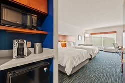  - Holiday Inn Express & Suites Lake Buena Vista Area Orlando - I-4, Exit 68