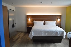  - Holiday Inn Express & Suites Batesville