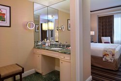  - Henry Hotel Dearborn