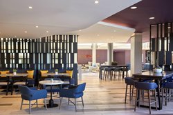  - Marriott Hotel Ventura - US 101, Exit 68