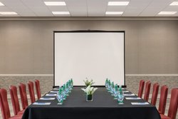  - Four Points by Sheraton Hotel Airport Sacramento - I-5, Exit 525A