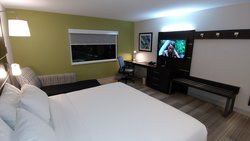  - Holiday Inn Express Rolling Meadows