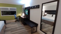  - Holiday Inn Express Rolling Meadows