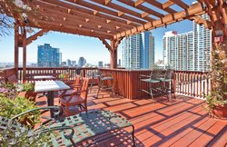  - Worldmark Hotel Mission Valley San Diego - I-5, Exits 15B & 16