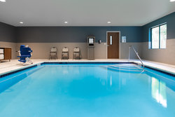  - Holiday Inn Express & Suites Camas