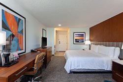  - Holiday Inn & Suites San Mateo