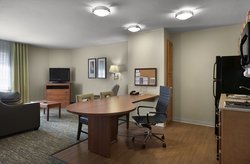  - Candlewood Suites Airport Savannah - I-95, Exit 104