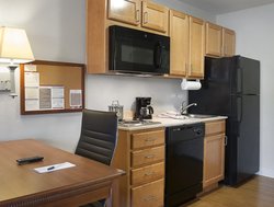  - Candlewood Suites Airport Savannah - I-95, Exit 104