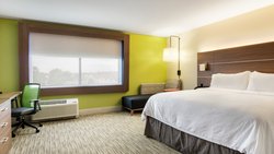  - Holiday Inn Express & Suites Mount Pleasant - I-41 & I-94, Exit 333