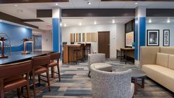  - Holiday Inn Express & Suites Mount Pleasant - I-41 & I-94, Exit 333