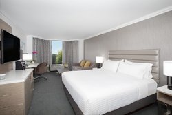  - Crowne Plaza Hotel Costa Mesa