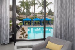  - Crowne Plaza Hotel Costa Mesa