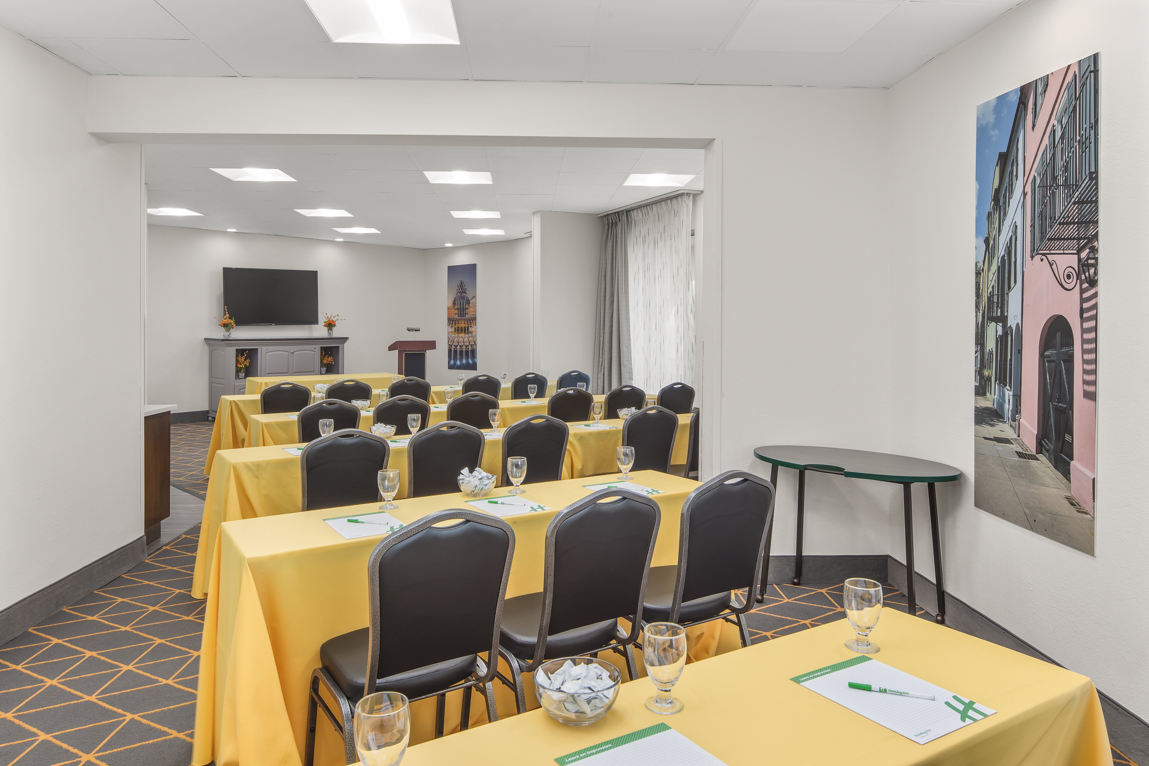 Hold your next social event in one of our Banquet room.