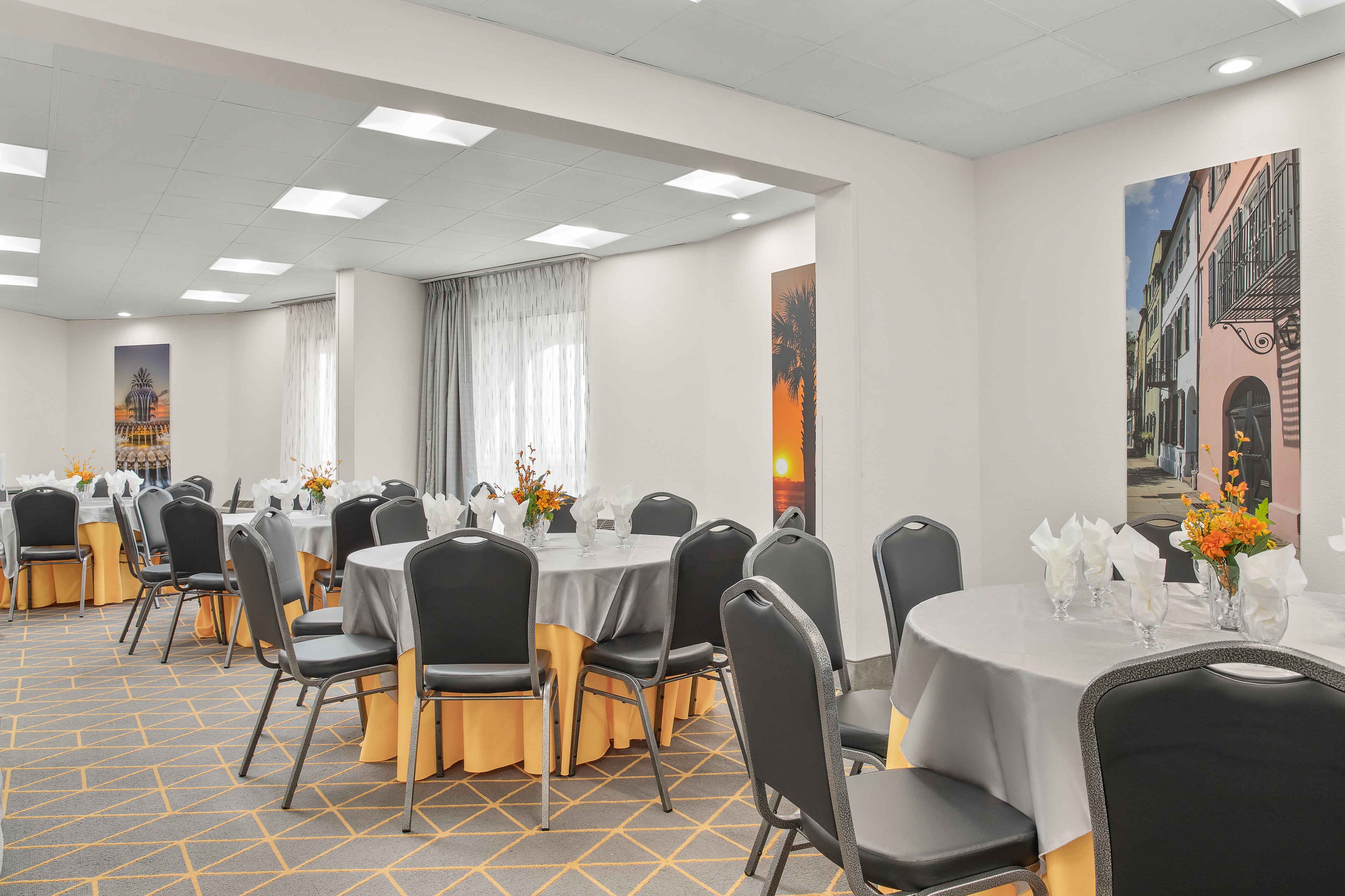 Hold your next social event in one of our Banquet room.